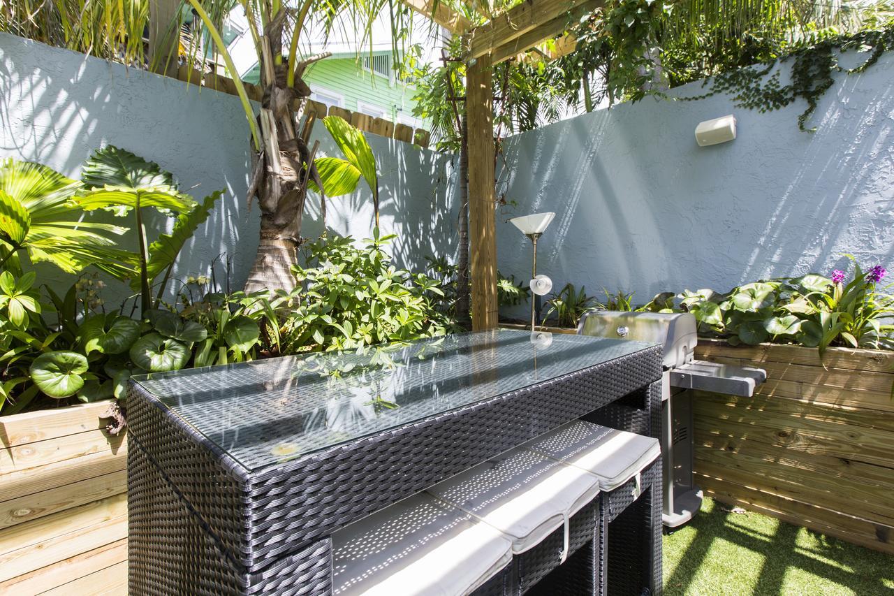 Holiday home Tropical Garden A *