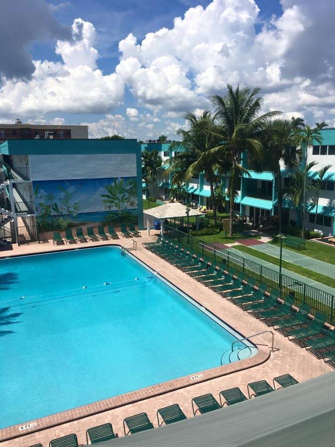 Surf Rider Aparthotel 2*