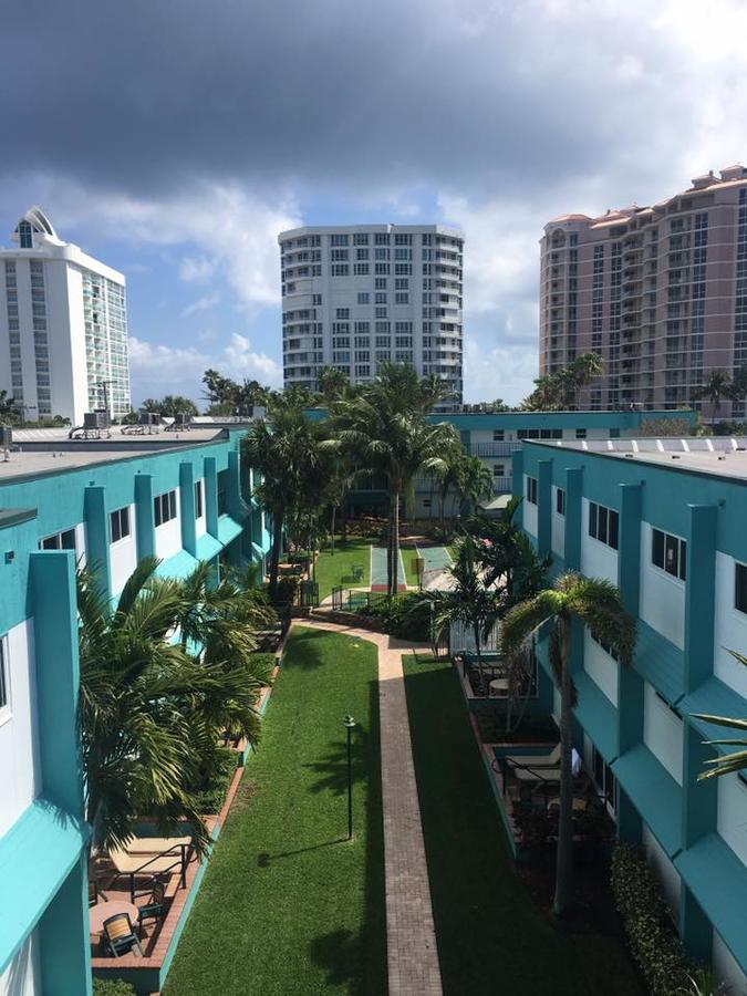 Aparthotel Surf Rider Pompano Beach