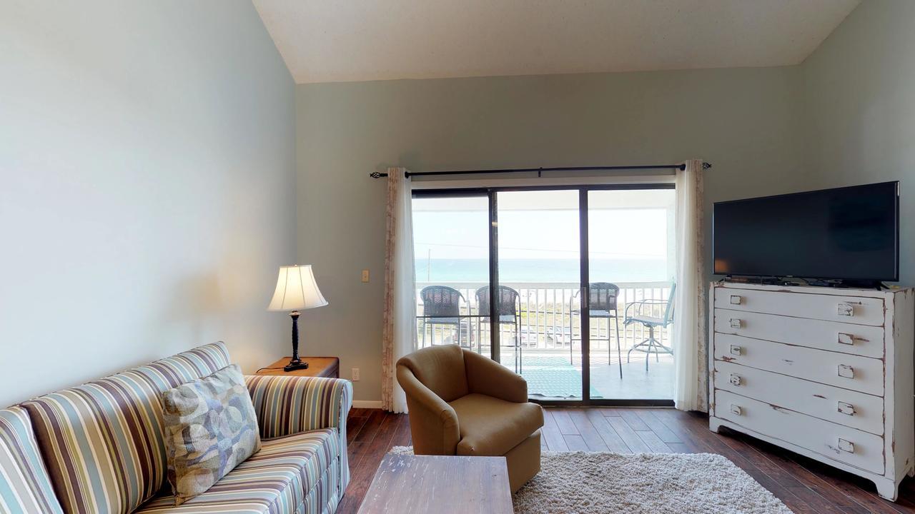 Apartment Emerald Shores #3001 *