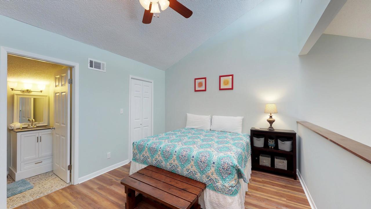 Apartment Emerald Shores #3001