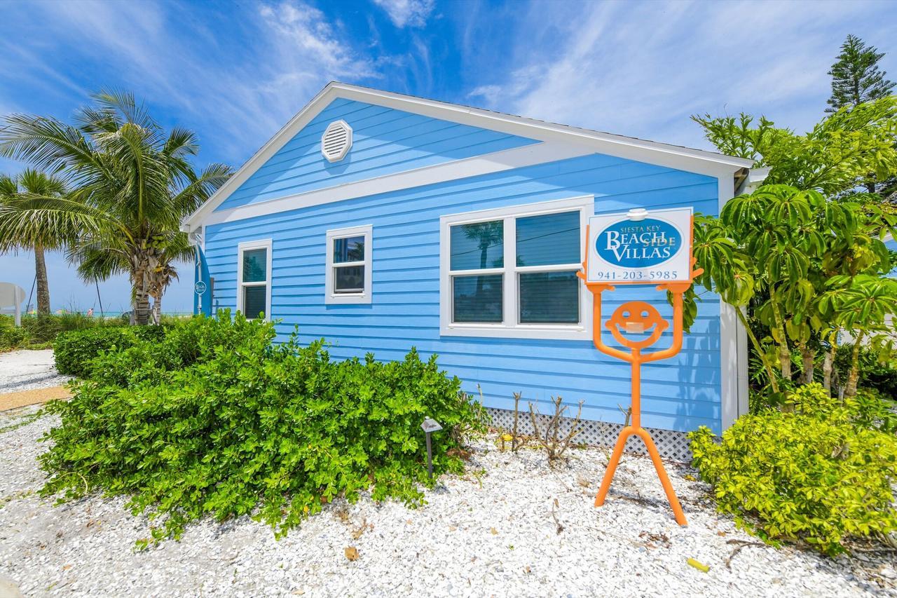 A House On Siesta Beach By Beachside Management *
