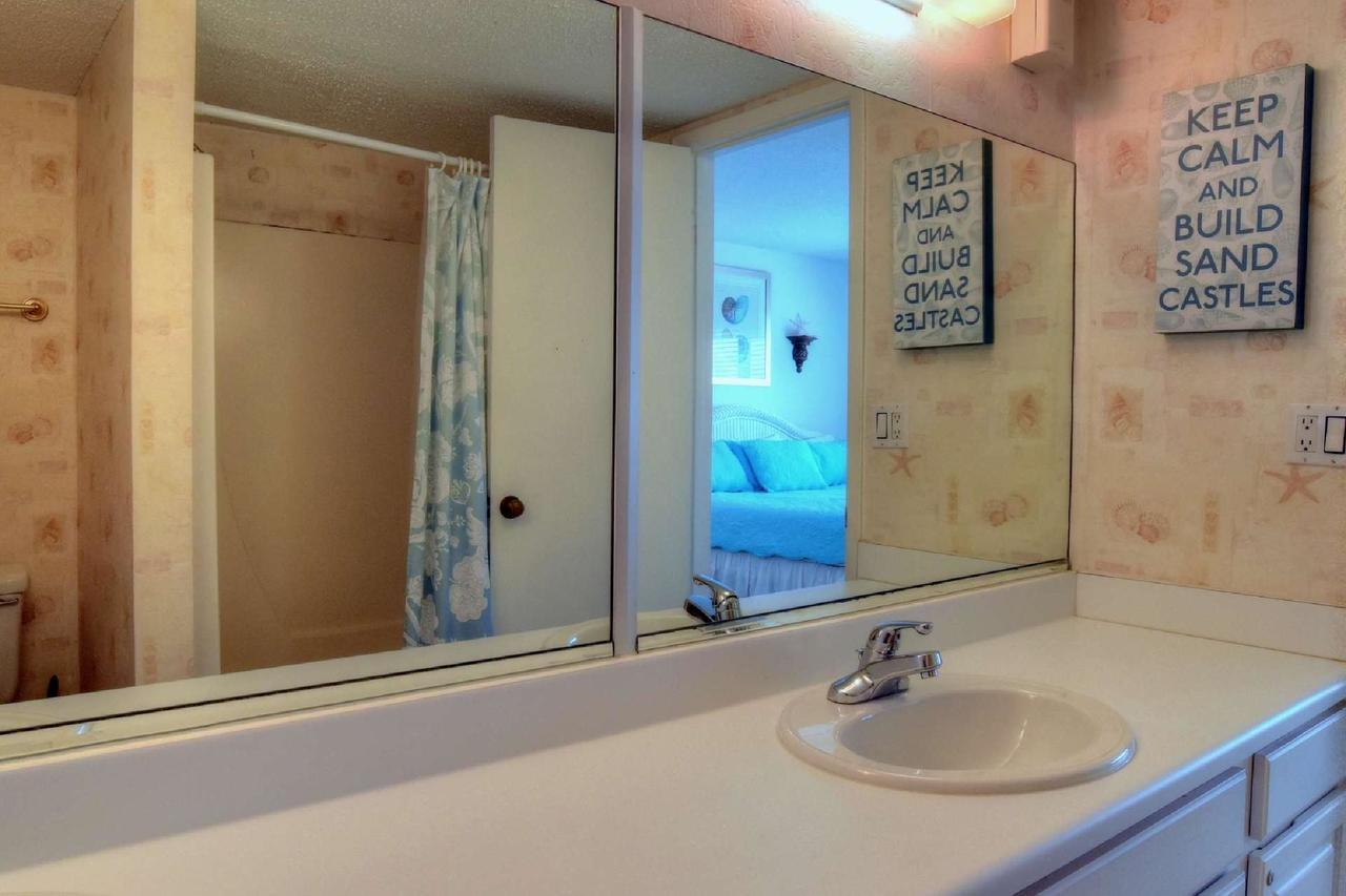 Pinnacle Port C1-203 Holiday home *