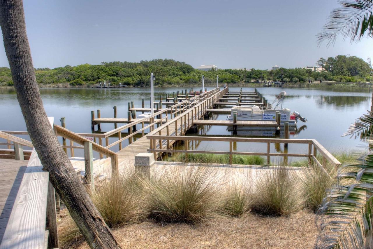 Pinnacle Port C1-203 Holiday home *