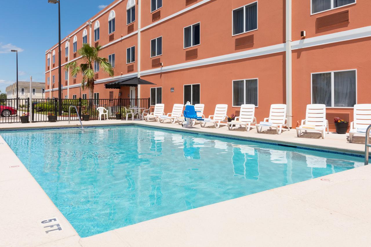 Amelia At The 2* Fernandina Beach