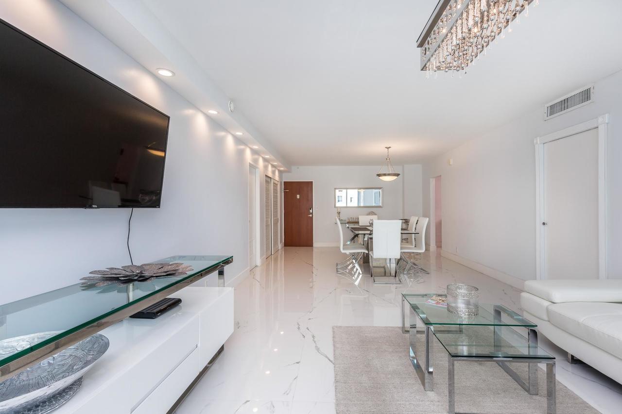 Two Bed At Sian Miami