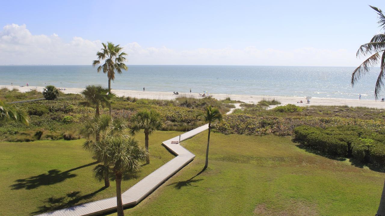 Inn Pelicans Roost Gulf Front