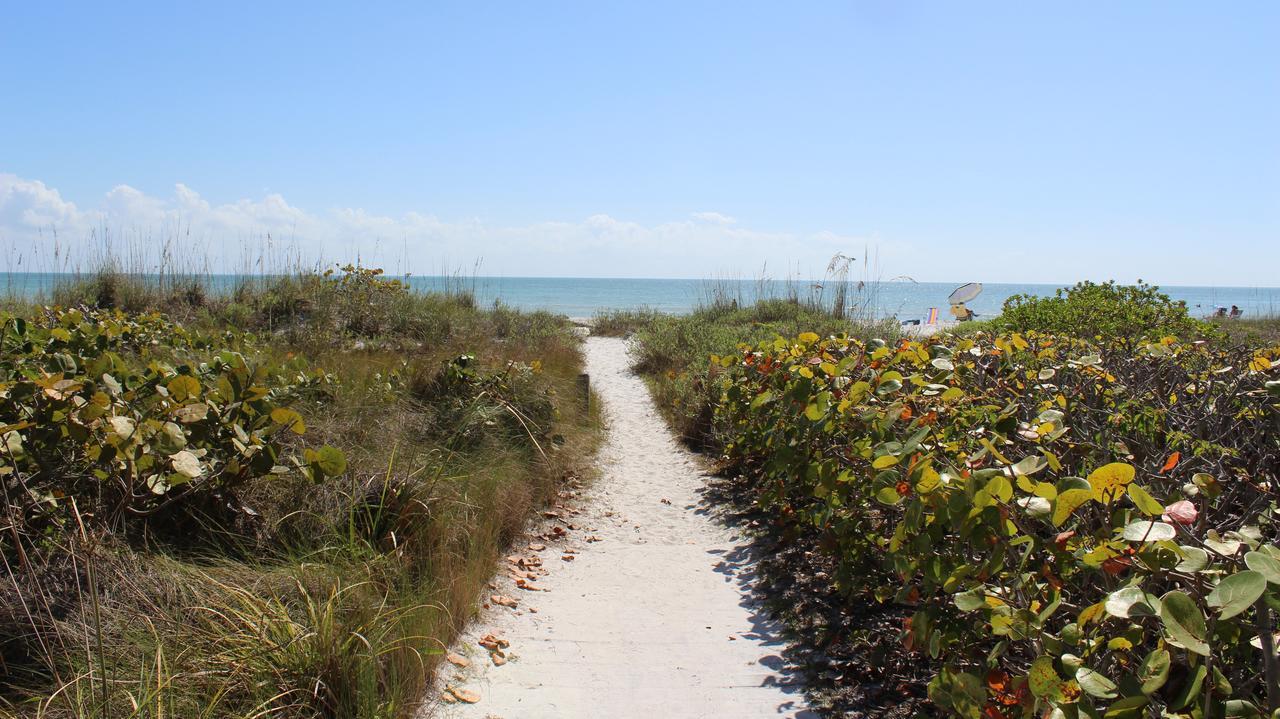 Pelicans Roost Gulf Front Sanibel