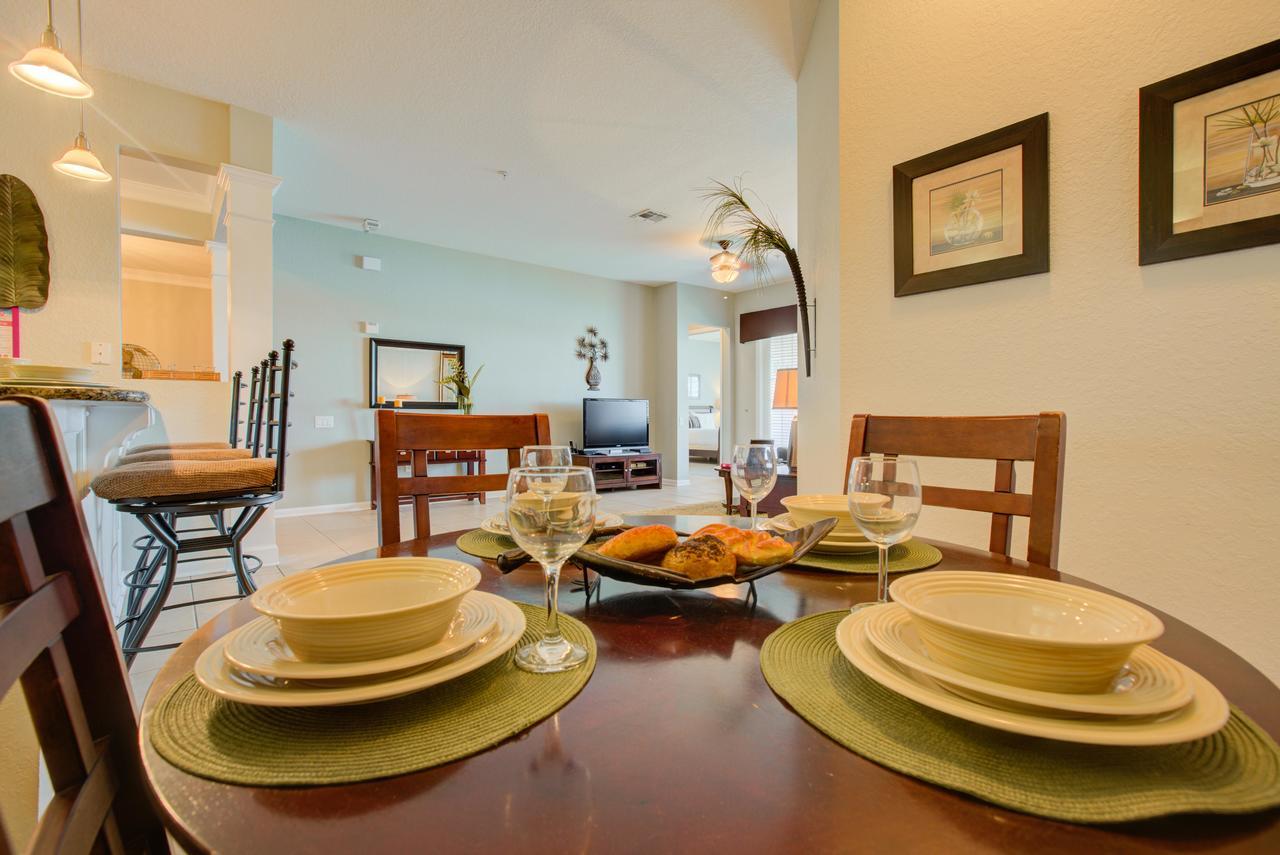 Lakeview Executive Penthouse Holiday home