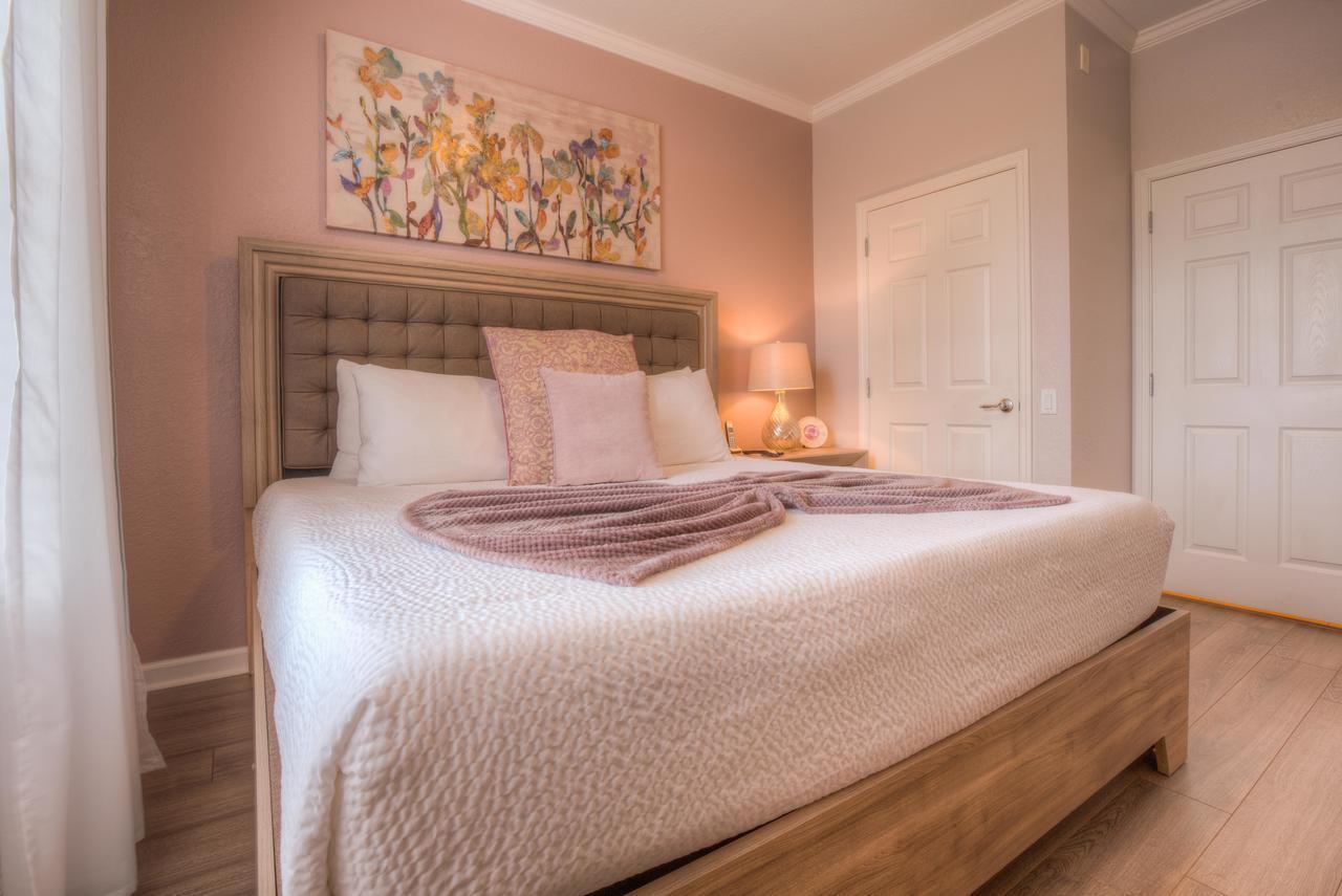 Lakeview Sunshine Holiday home