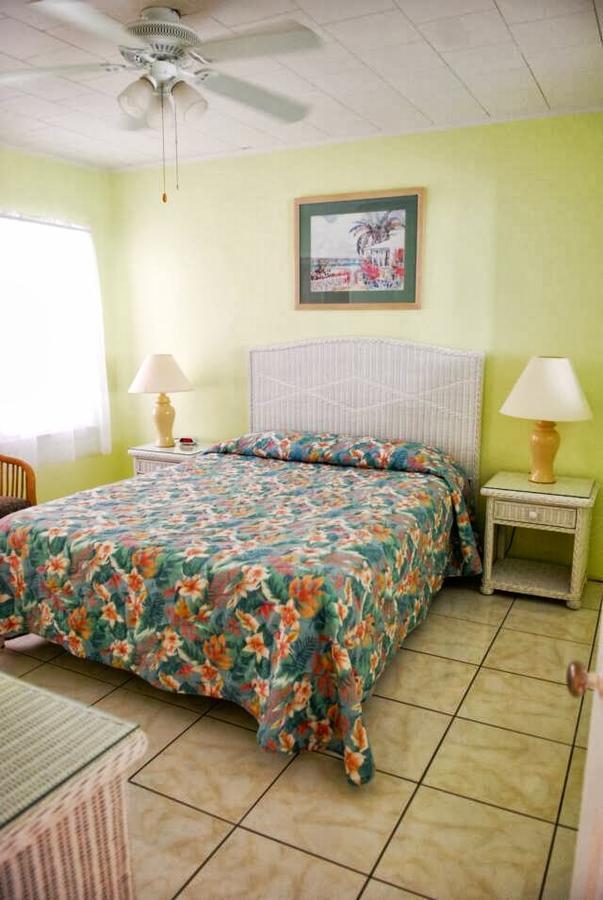 Atlantic Sands Apartment