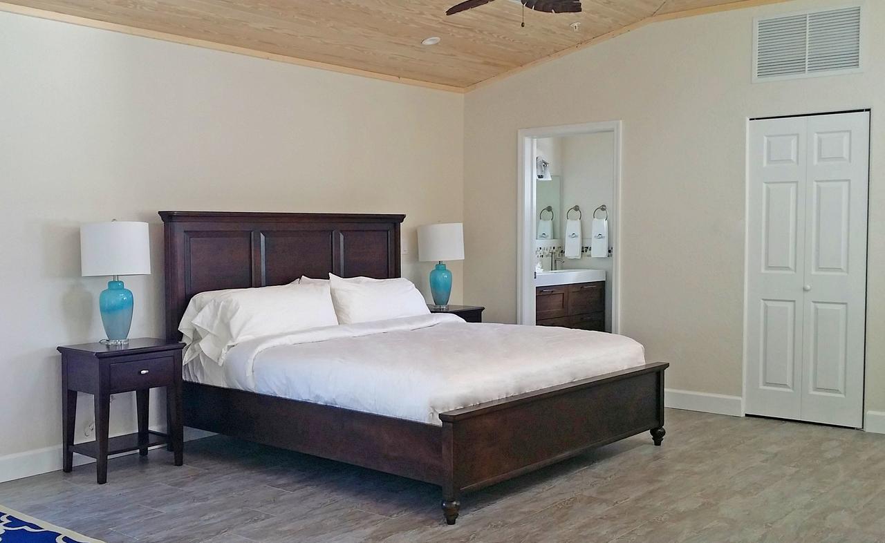 Dolphin Point Resort 3*