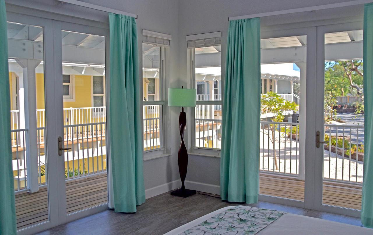 Dolphin Point Resort 3*
