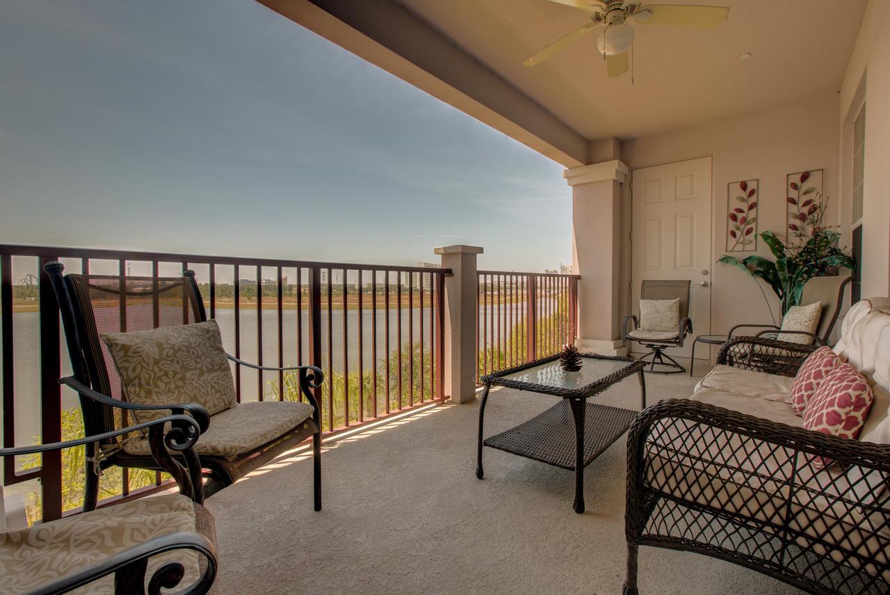 Lakeview Executive Penthouse