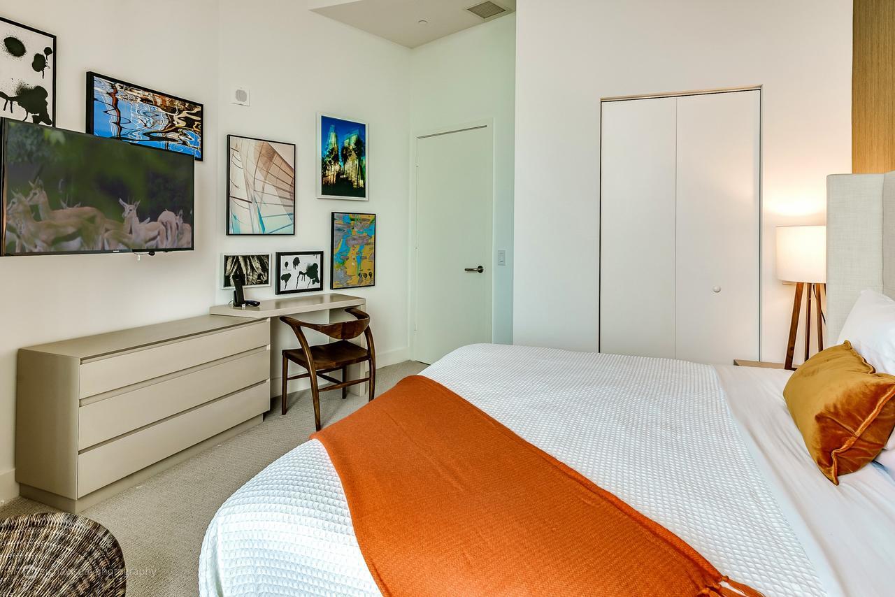Contemporary Apartment *