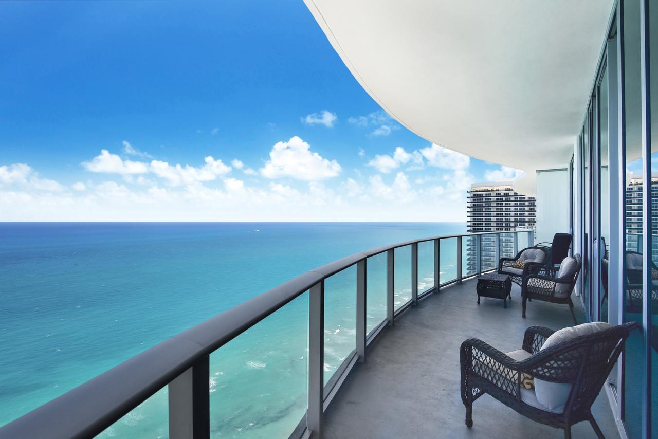 Contemporary * Dania Beach