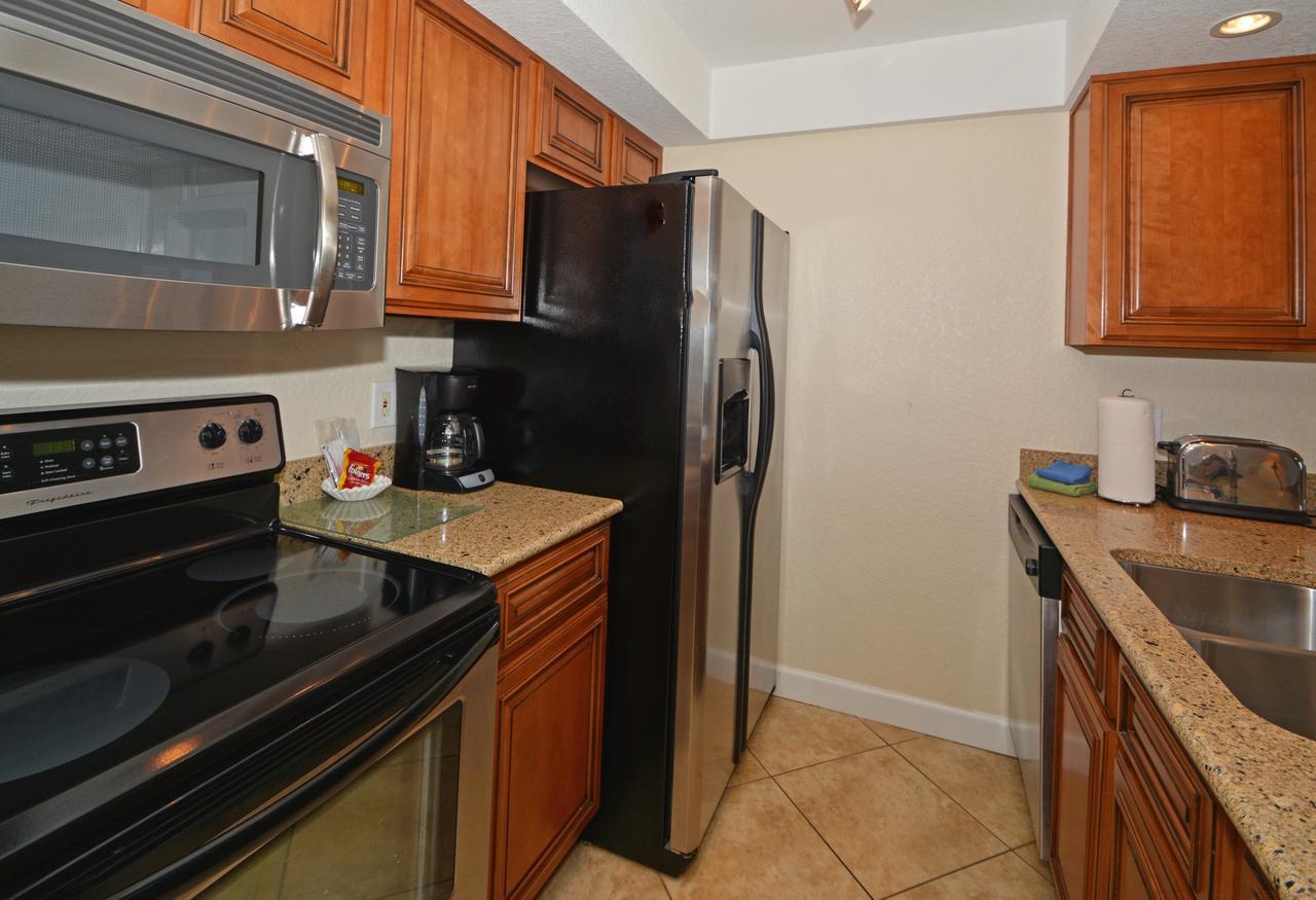Westwinds Waterfront Aparthotel 3*