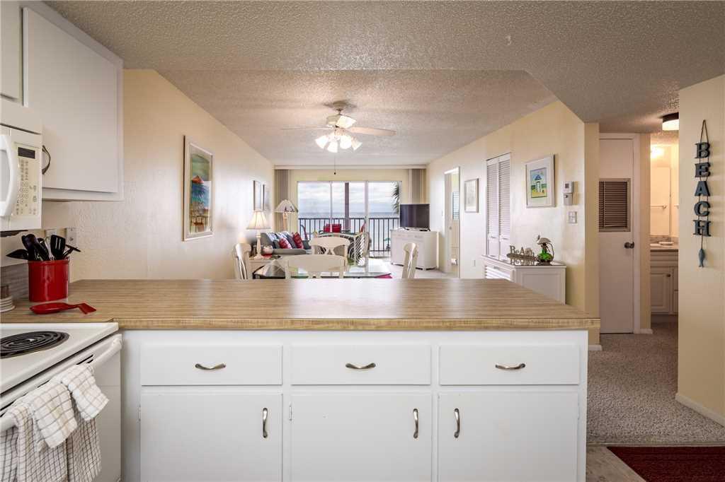 Strandview Tower 203