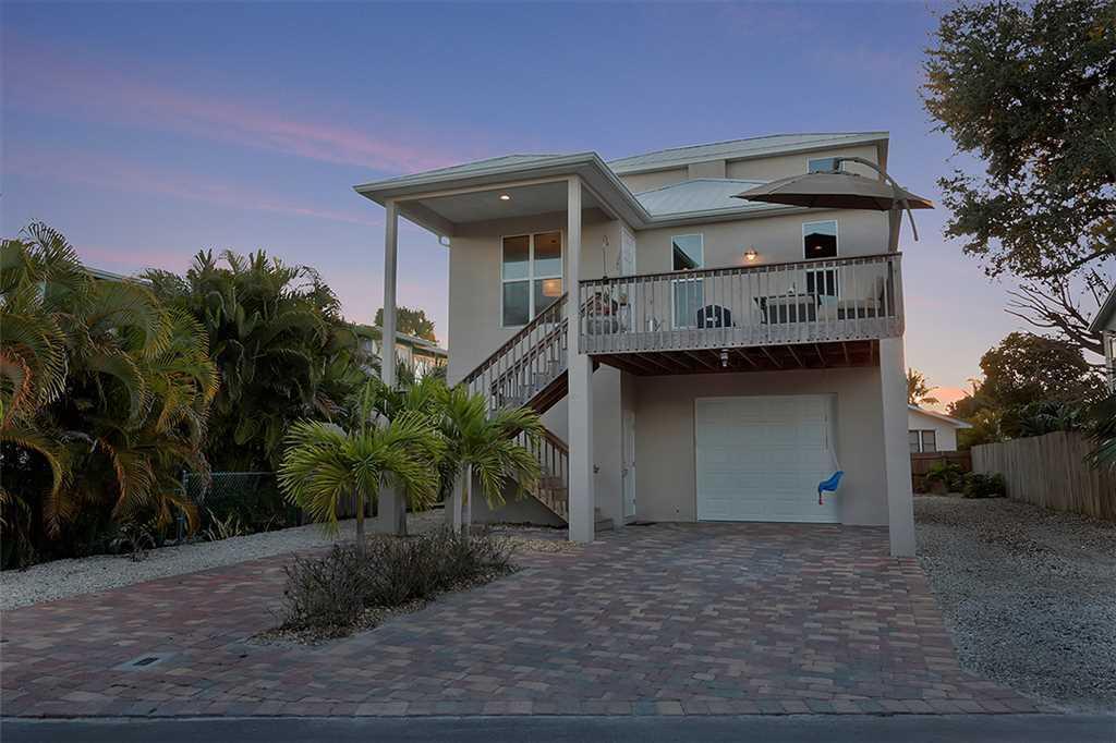 Holiday home Miramar House