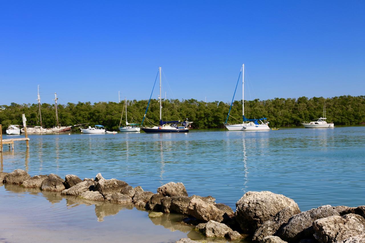 Gilbert's 2* Key Largo