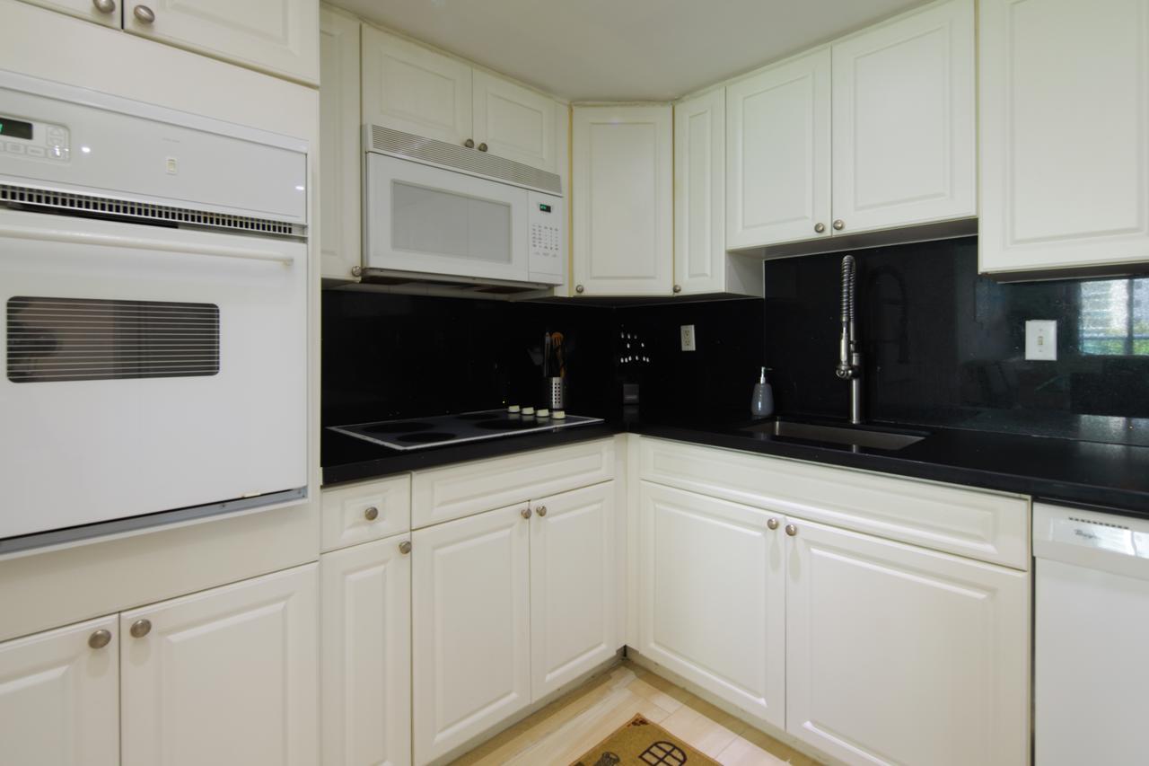 Sunny Isles Ocean Reserve Superb Aparthotel *