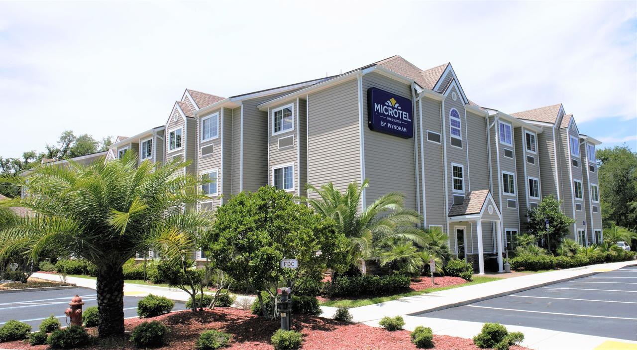 Microtel & By Wyndham Airport Hotel
