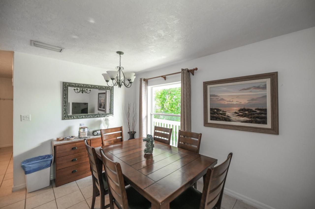 Apartment Ljs On By Beachside Management