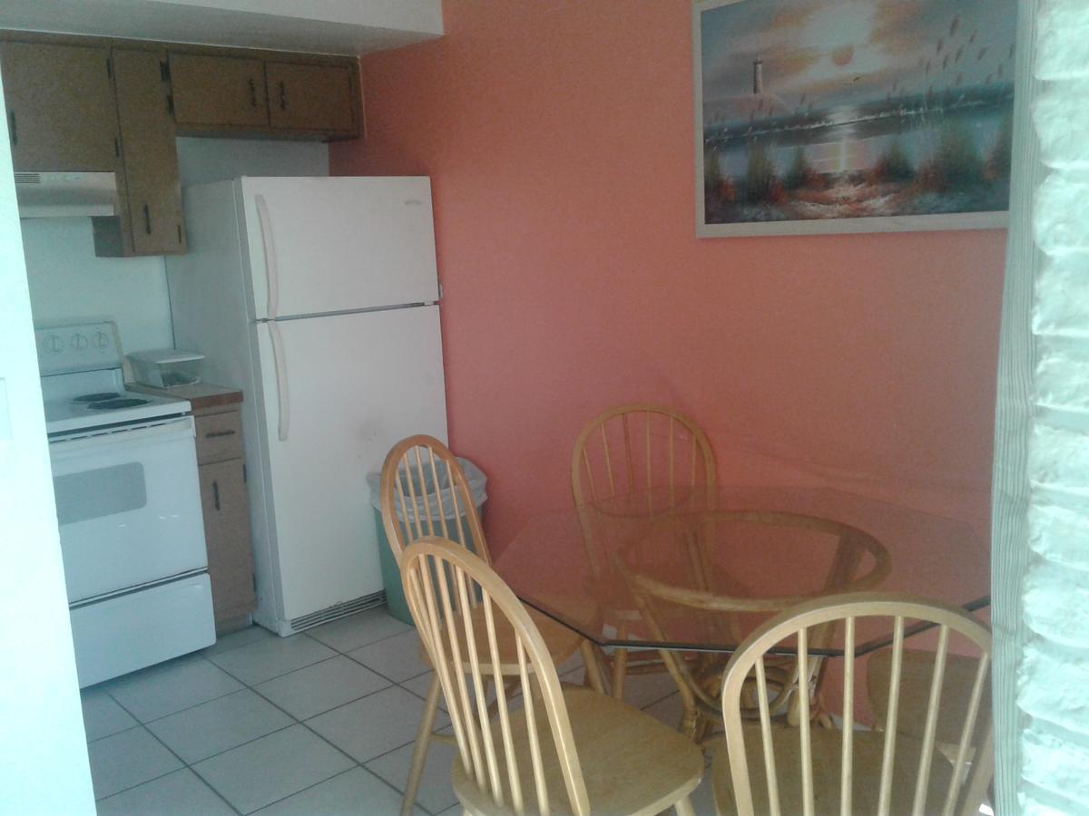Island 2* Cocoa Beach