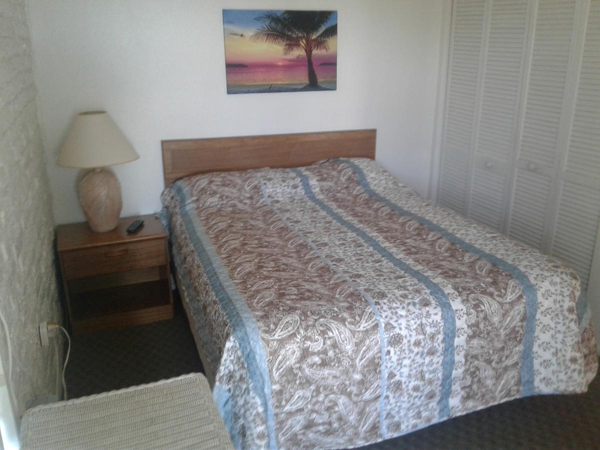 Island 2* Cocoa Beach