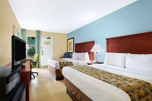 Baymont By Wyndham Celebration Hotel