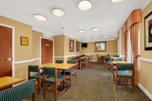 Baymont By Wyndham Celebration Hotel