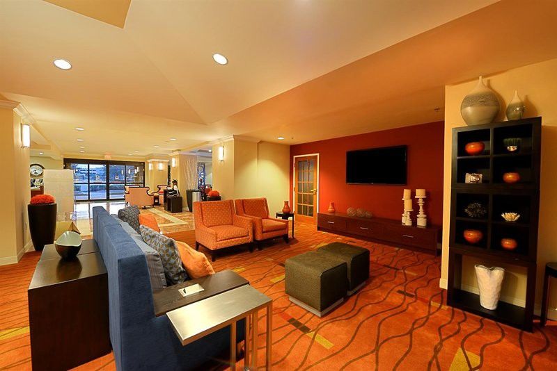 Courtyard By Marriott Lauderdale Hotel