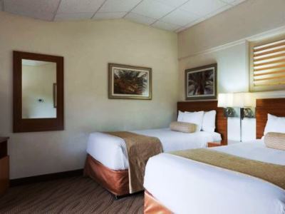 Western & Hotel Naples