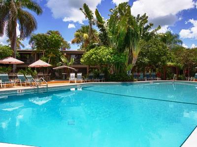 Western & Hotel Naples