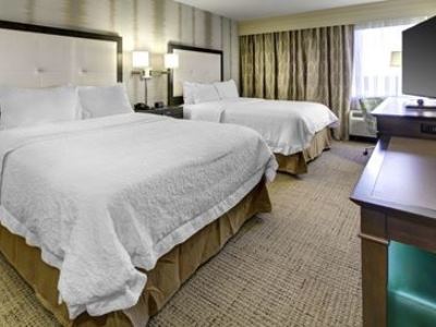 Hampton 3*