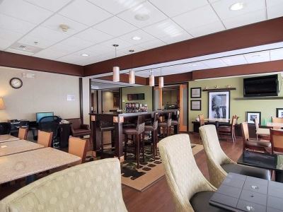 Hotel Hampton 3*