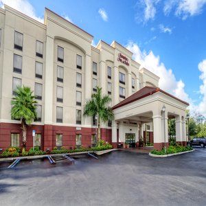 Hampton & Myers Hotel Estero