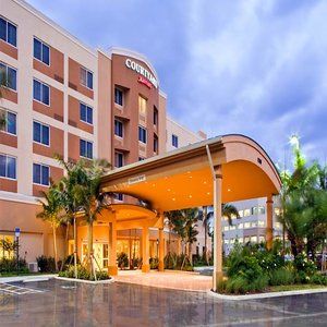 Courtyard By Marriott Miami West/fl Turnpike Hotel Hialeah Gardens