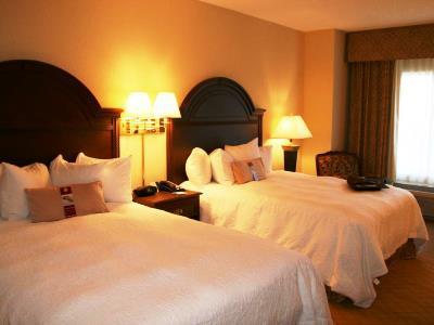 Hampton & Wellington Hotel