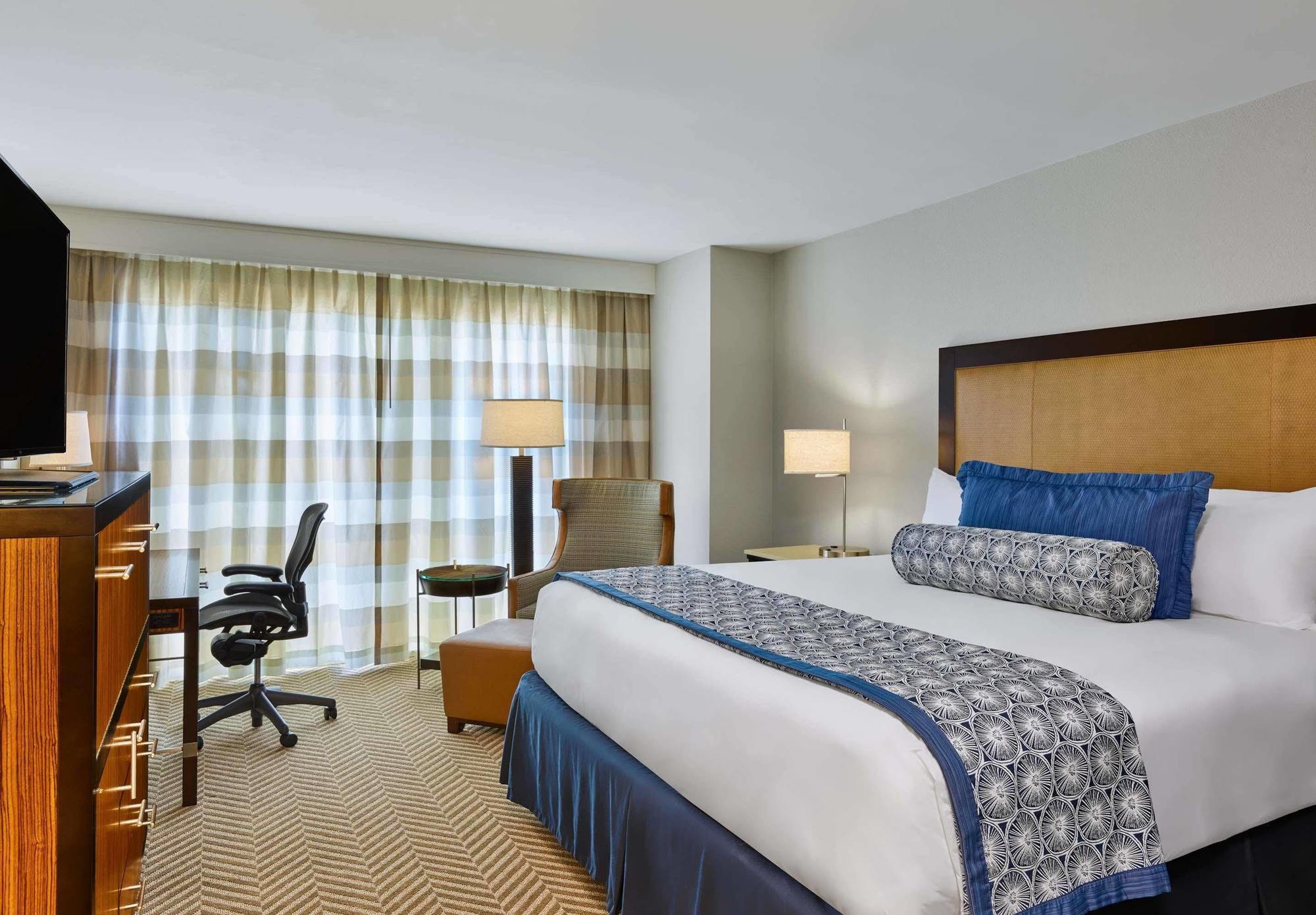 The Westshore Grand, A Tribute Portfolio Hotel, Hotel