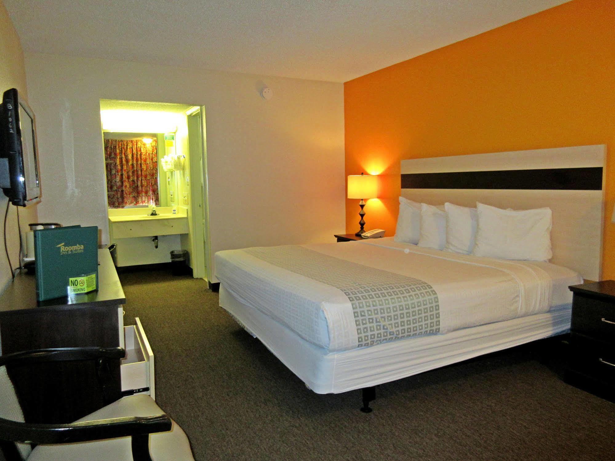 Roomba & At Old Town Hotel