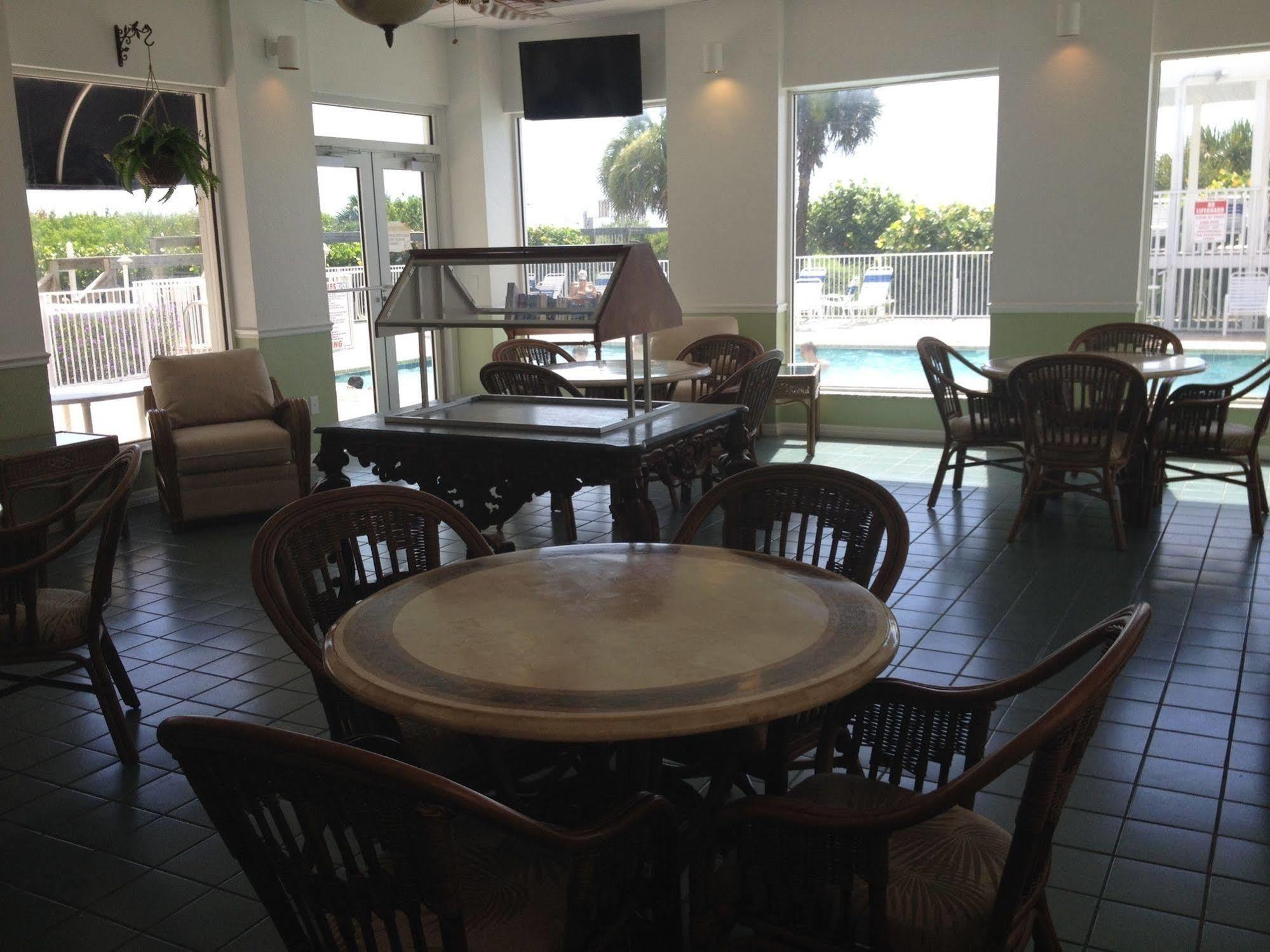 Aparthotel Royal Mansions Cape Canaveral