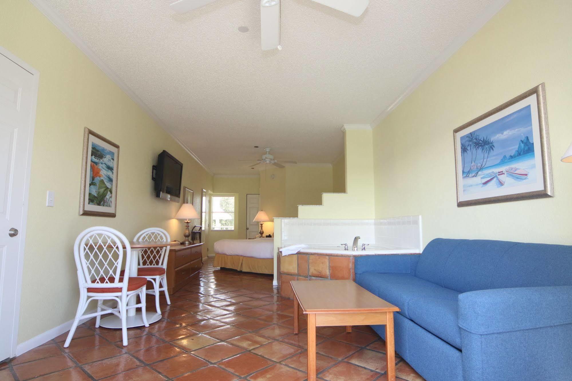 Hotel Waterfront 3*
