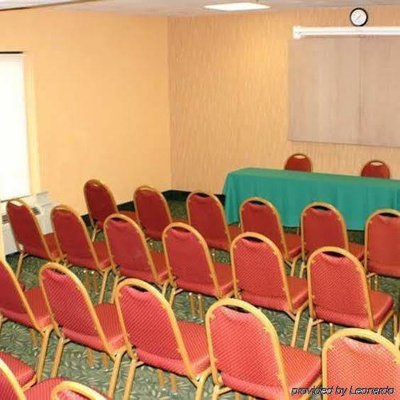 Hampton Naples-central Hotel 3*