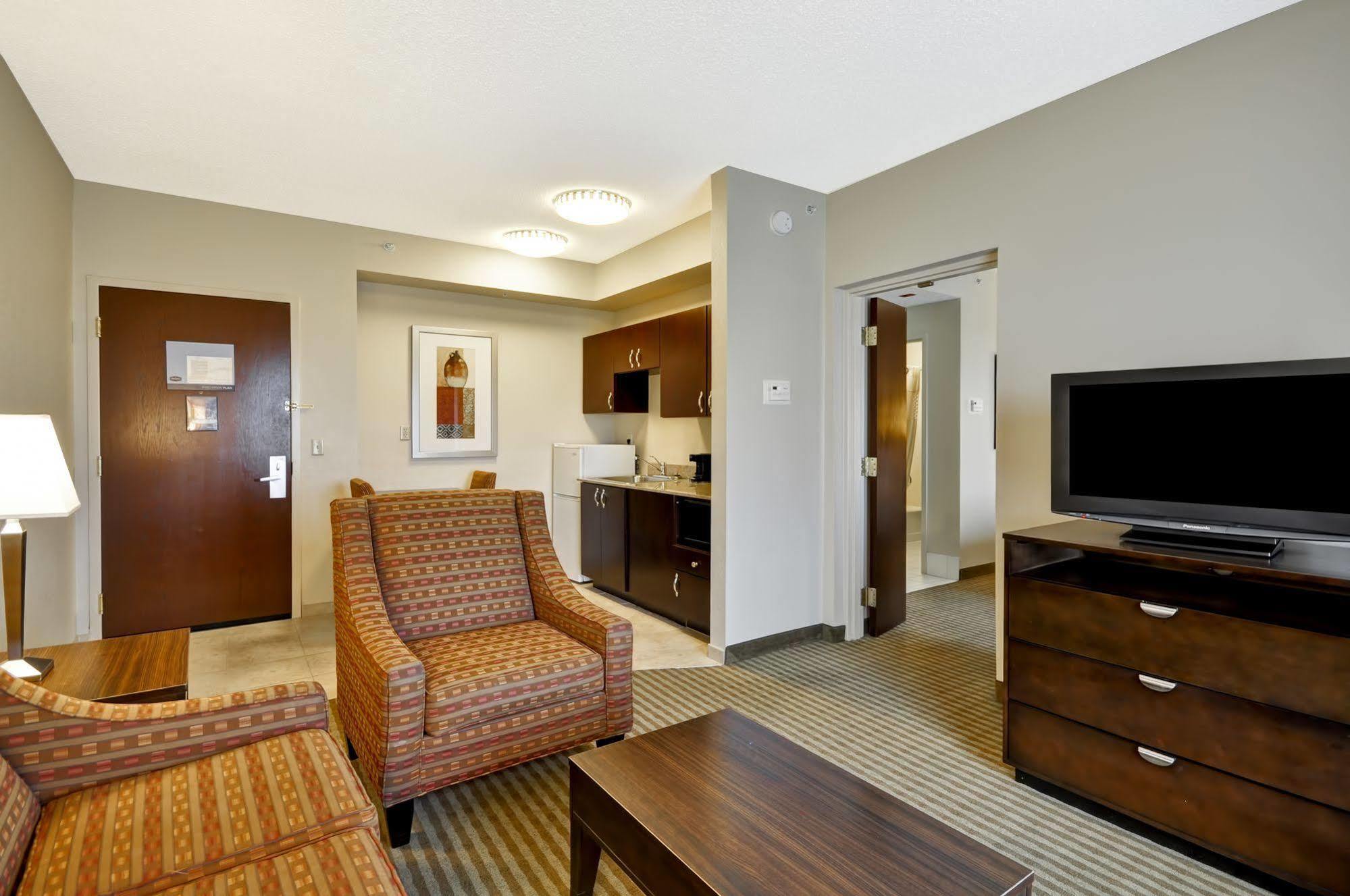 Hampton & Boynton 3*
