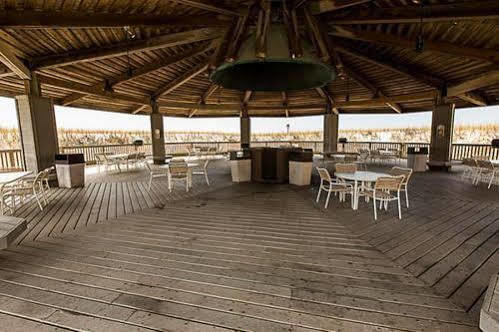 Hotel Jetty East By Isle 3*