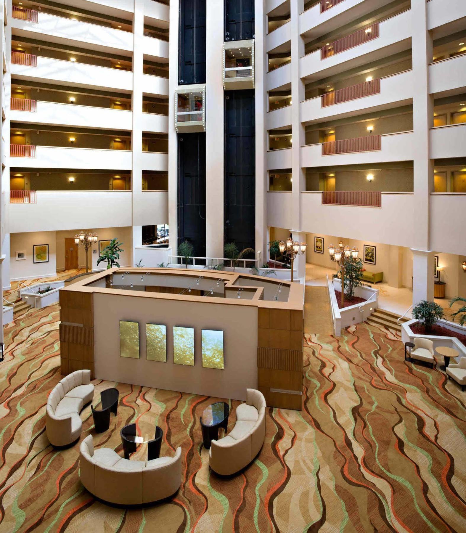 Lauderdale Marriott & Convention Center 4*