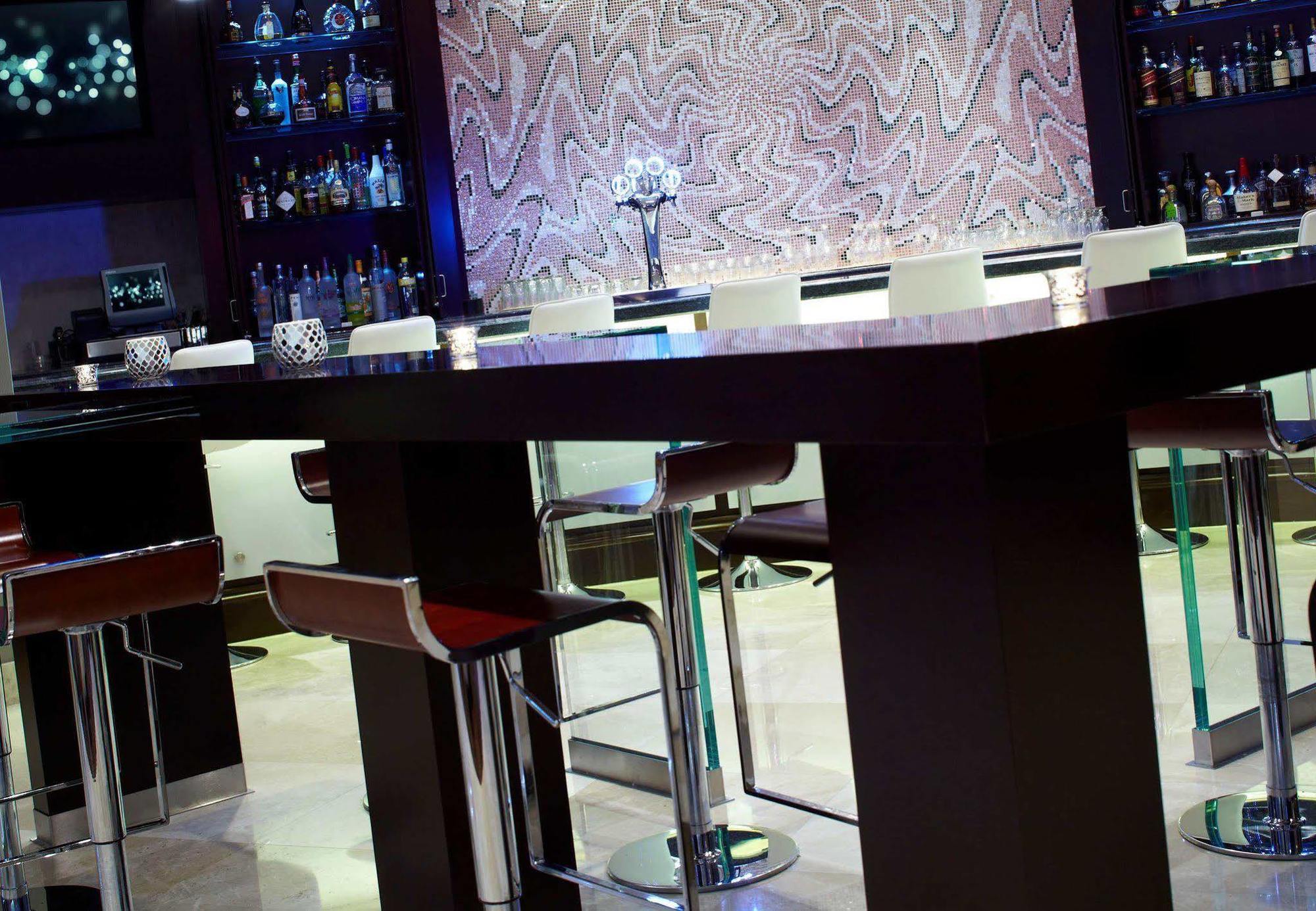 Renaissance Lauderdale West Hotel 4*