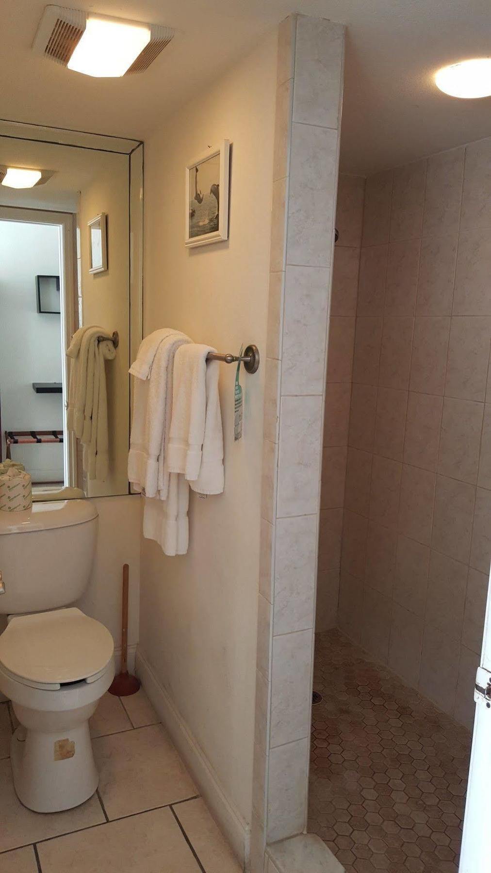 Hotel Paradise Lakes Resort, Clothing Optional - Adult Only 3*
