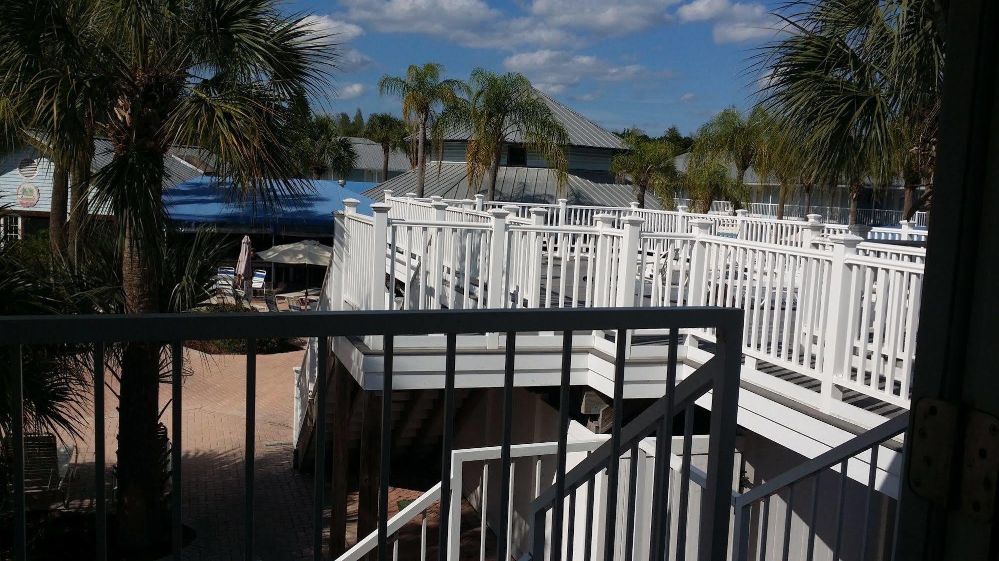 Paradise Lakes Resort, Clothing Optional - Adult Only 3* Land O' Lakes